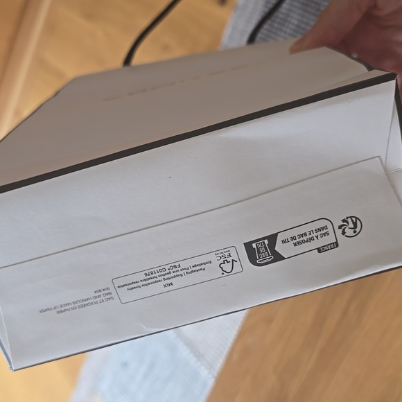 Authentic Chanel Packaging, Empty Box, Perfume Cards, Gift Bag - Picture 9 of 9